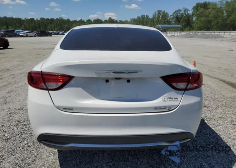 2015 Chrysler 200 C z USA, uszkodzony, nr VIN 1C3CCCCB2FN584744